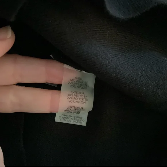 NWT Calvin Klein Black Pullover V-Neck Sweater - Picture 6 of 9